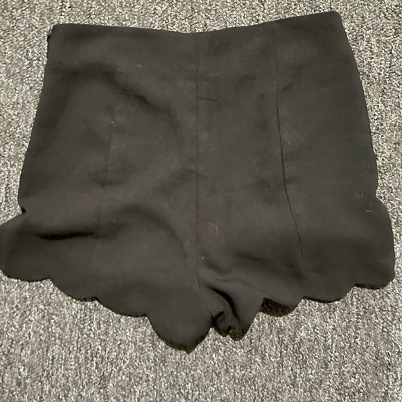 Lush Black Shorts size small - Picture 1 of 4